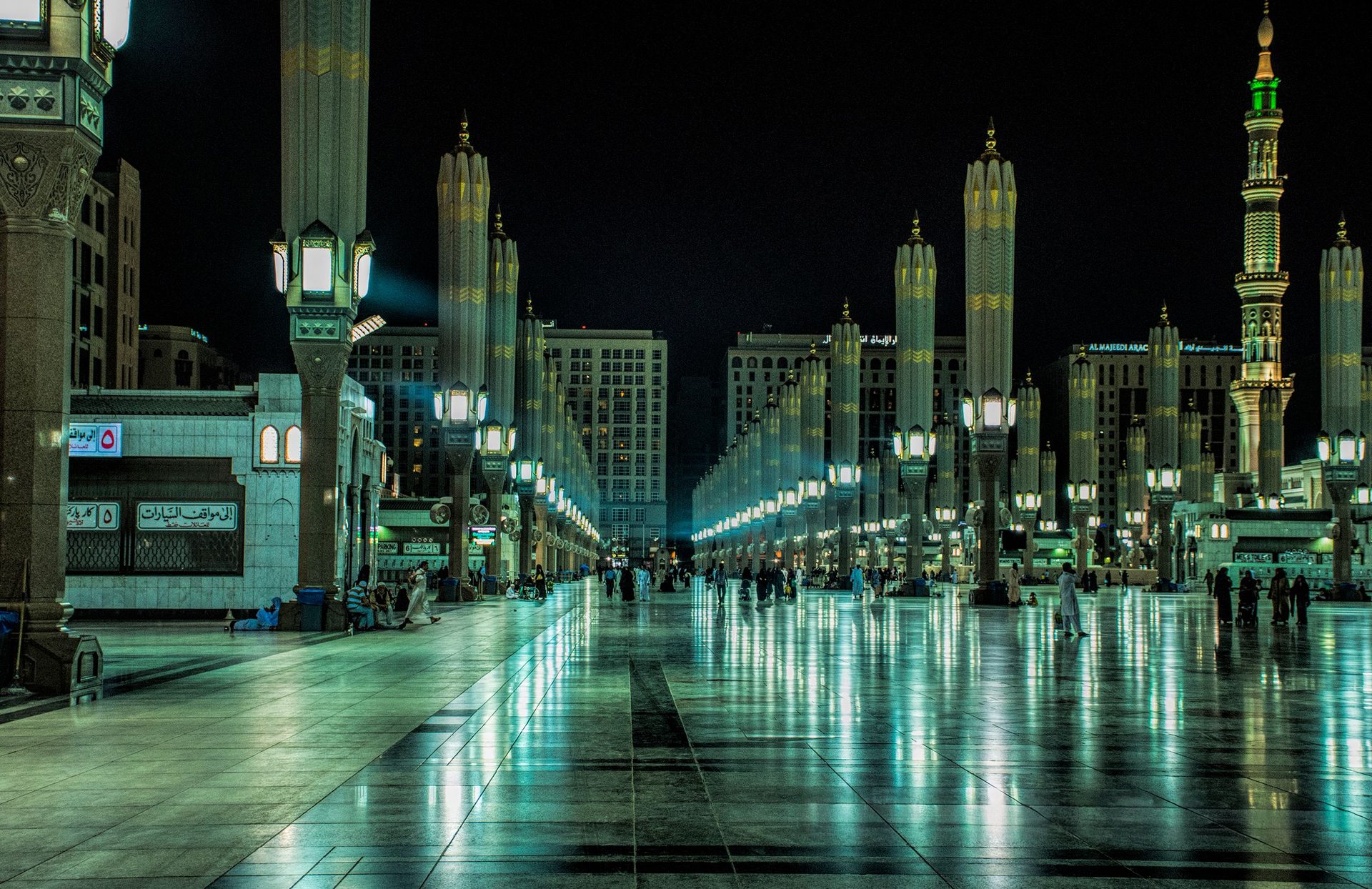 Standard Umrah — Masjid Nabawi, Madinah